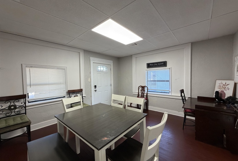 961 DUNLAP ST, Memphis, Tennessee 38107, 2 Bedroom Bedrooms, 0 ,1 BathroomBathrooms,Duplexes,For Sale,DUNLAP,0,10228758