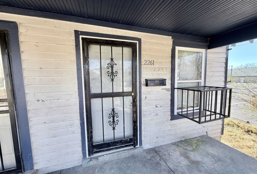 2261 HUNTER AVE, Memphis, Tennessee 38108, 1 Bedroom Bedrooms, 0 ,1 BathroomBathrooms,Duplexes,For Sale,HUNTER,0,10228765