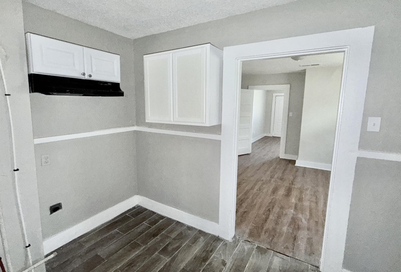 2261 HUNTER AVE, Memphis, Tennessee 38108, 1 Bedroom Bedrooms, 0 ,1 BathroomBathrooms,Duplexes,For Sale,HUNTER,0,10228765