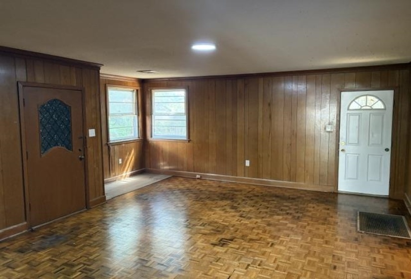 3551 ROCKWOOD AVE, Memphis, Tennessee 38122, 3 Bedroom Bedrooms, 7 Room Rooms,2 BathroomBathrooms,Rental Properties,For Sale,ROCKWOOD,0,10228748