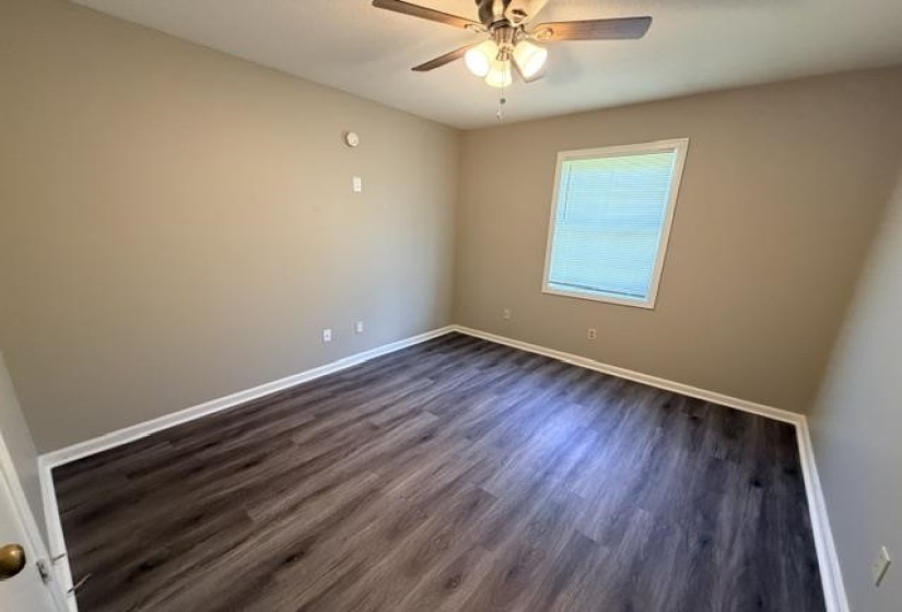 3865 SAINT ELMO AVE, Memphis, Tennessee 38128-2149, 3 Bedroom Bedrooms, 6 Room Rooms,2 BathroomBathrooms,Rental Properties,For Sale,SAINT ELMO,0,10228771