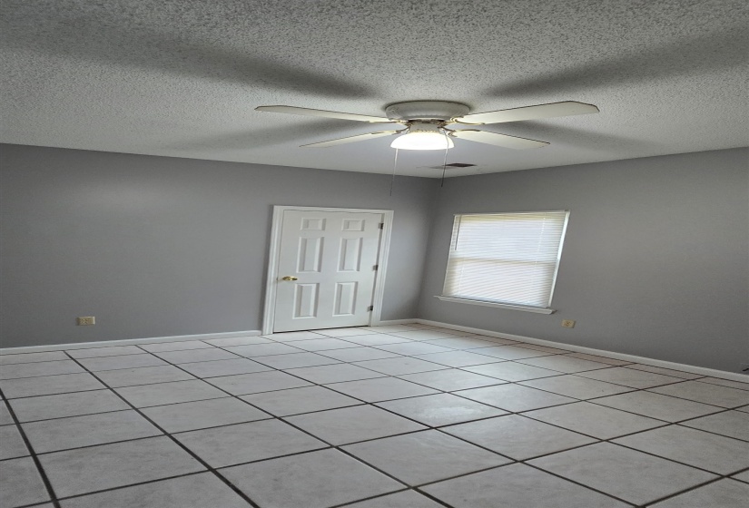 6761 WHITTEN PINE DR, Memphis, Tennessee 38134, 3 Bedroom Bedrooms, 3 Room Rooms,2 BathroomBathrooms,Rental Properties,For Sale,WHITTEN PINE,0,10228791