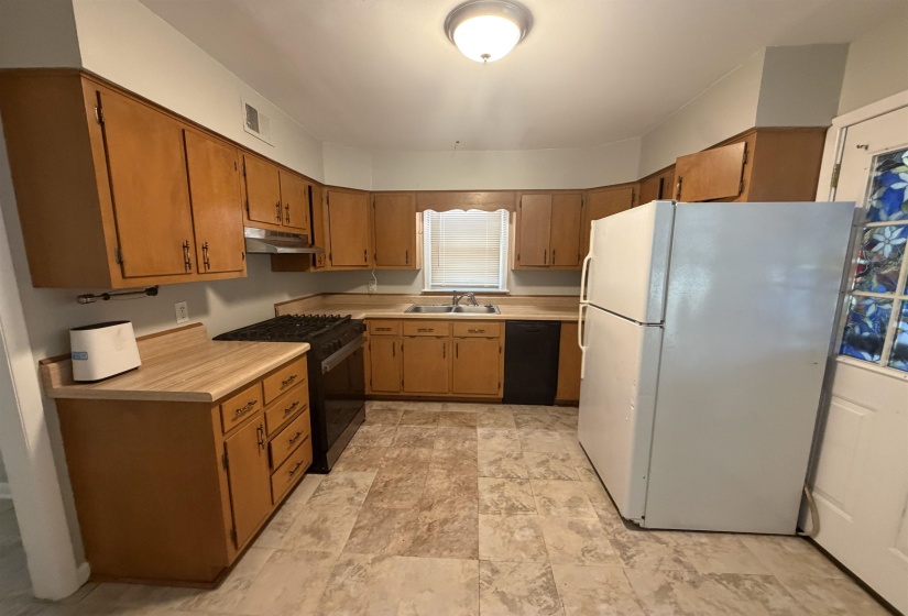 1461 WOODSTON RD, Memphis, Tennessee 38117, 2 Bedroom Bedrooms, 2 Room Rooms,1 BathroomBathrooms,Rental Properties,For Sale,WOODSTON,0,10228793