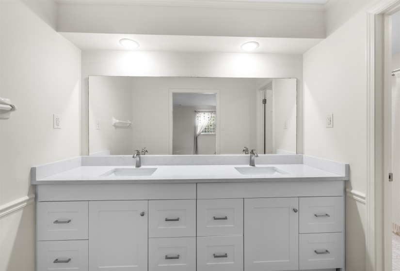 3060 TOWERING PINES CV, Germantown, Tennessee 38138, 4 Bedroom Bedrooms, 9 Room Rooms,3.1 BathroomBathrooms,Residential,For Sale,TOWERING PINES,0,10228612