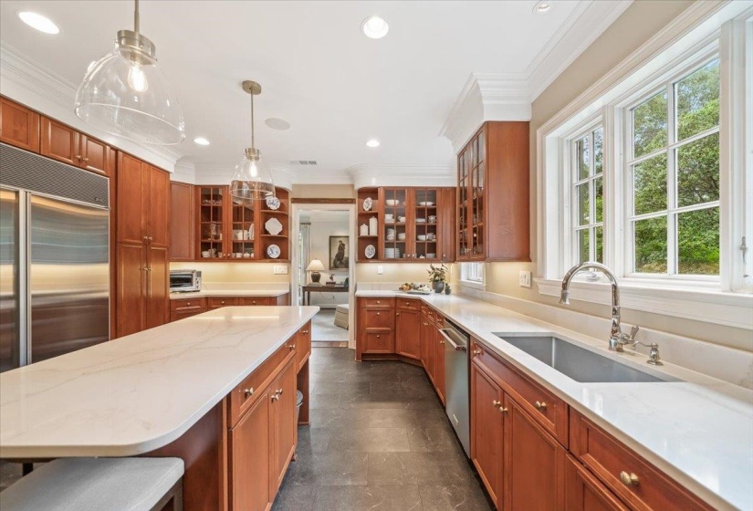 188 GALLOWAY DR, Memphis, Tennessee 38111, 5 Bedroom Bedrooms, 14 Room Rooms,4.1 BathroomBathrooms,Residential,For Sale,GALLOWAY,0,10228749
