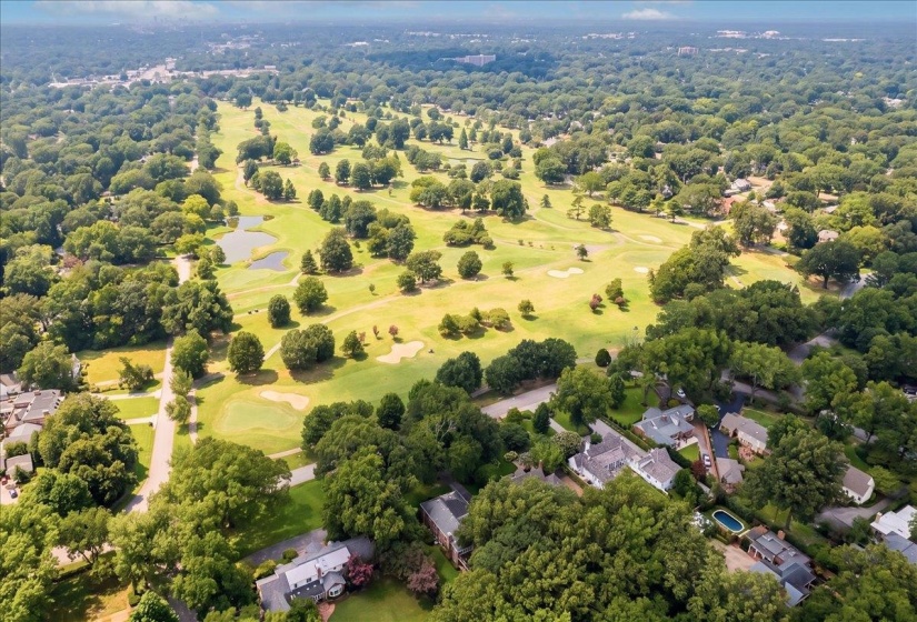 188 GALLOWAY DR, Memphis, Tennessee 38111, 5 Bedroom Bedrooms, 14 Room Rooms,4.1 BathroomBathrooms,Residential,For Sale,GALLOWAY,0,10228749