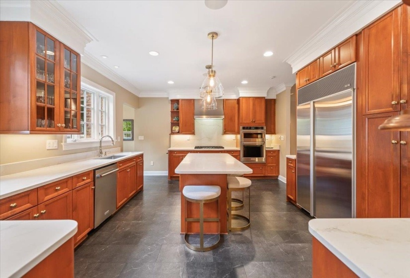 188 GALLOWAY DR, Memphis, Tennessee 38111, 5 Bedroom Bedrooms, 14 Room Rooms,4.1 BathroomBathrooms,Residential,For Sale,GALLOWAY,0,10228749