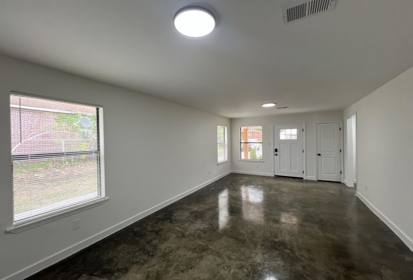57 BELLE HAVEN AVE, Memphis, Tennessee 38109, 3 Bedroom Bedrooms, 8 Room Rooms,2 BathroomBathrooms,Residential,For Sale,BELLE HAVEN,0,10228750