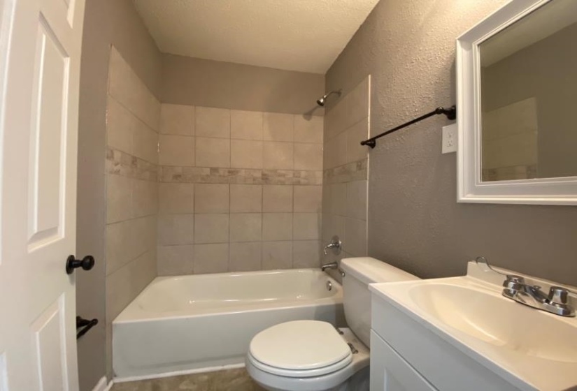 402 JACKLYN AVE, Memphis, Tennessee 38106, 3 Bedroom Bedrooms, 5 Room Rooms,1 BathroomBathrooms,Residential,For Sale,JACKLYN,0,10228751