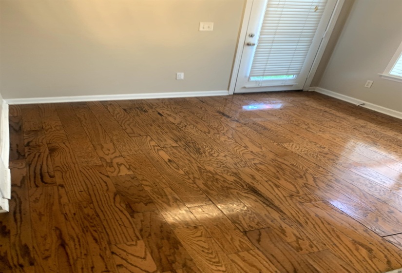 1291 ISLAND HARBOR DR, Memphis, Tennessee 38103, 3 Bedroom Bedrooms, 6 Room Rooms,2.1 BathroomBathrooms,Residential,For Sale,ISLAND HARBOR,0,10228752