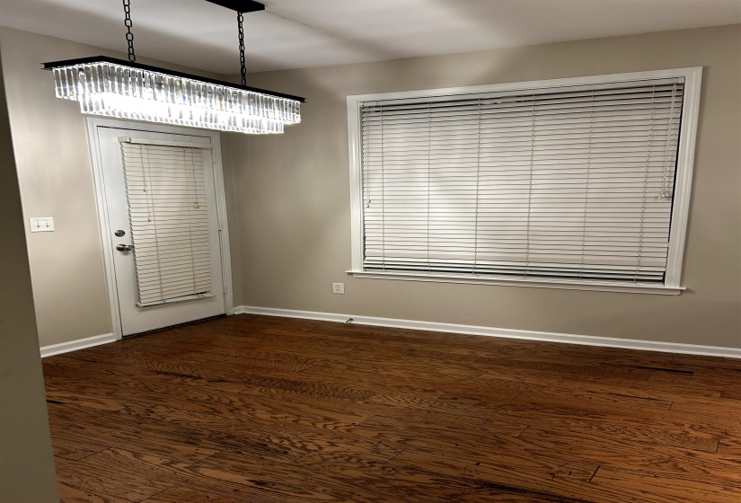 1291 ISLAND HARBOR DR, Memphis, Tennessee 38103, 3 Bedroom Bedrooms, 6 Room Rooms,2.1 BathroomBathrooms,Residential,For Sale,ISLAND HARBOR,0,10228752