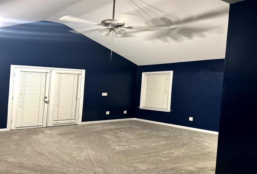 1291 ISLAND HARBOR DR, Memphis, Tennessee 38103, 3 Bedroom Bedrooms, 6 Room Rooms,2.1 BathroomBathrooms,Residential,For Sale,ISLAND HARBOR,0,10228752