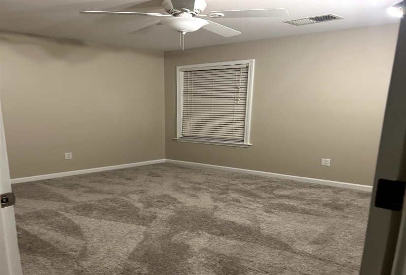 1291 ISLAND HARBOR DR, Memphis, Tennessee 38103, 3 Bedroom Bedrooms, 6 Room Rooms,2.1 BathroomBathrooms,Residential,For Sale,ISLAND HARBOR,0,10228752