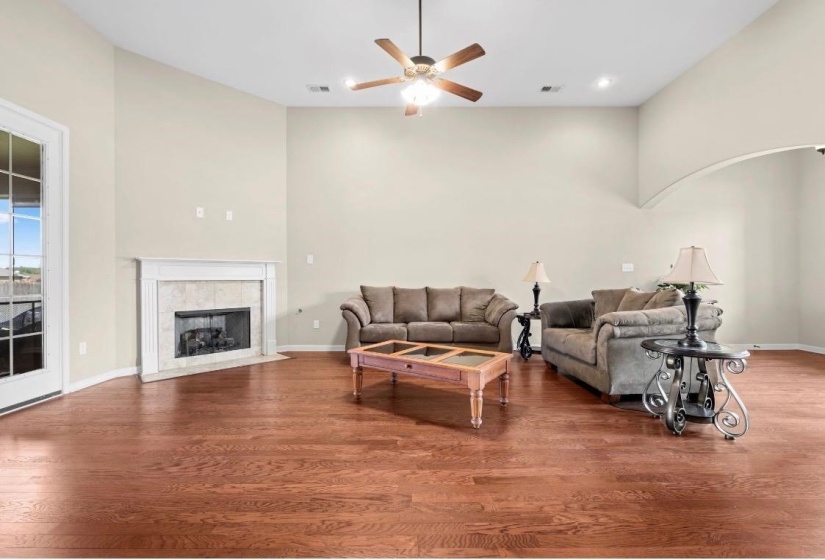 20 MISTY WOOD CV, Oakland, Tennessee 38060, 3 Bedroom Bedrooms, 6 Room Rooms,2 BathroomBathrooms,Residential,For Sale,MISTY WOOD,0,10228753