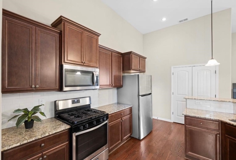 20 MISTY WOOD CV, Oakland, Tennessee 38060, 3 Bedroom Bedrooms, 6 Room Rooms,2 BathroomBathrooms,Residential,For Sale,MISTY WOOD,0,10228753