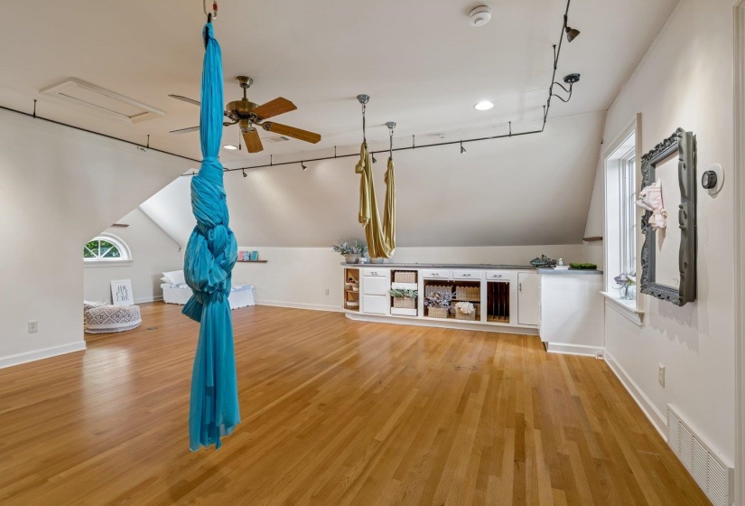 1580 MASSEY RD, Memphis, Tennessee 38120, 5 Bedroom Bedrooms, 13 Room Rooms,5.1 BathroomBathrooms,Residential,For Sale,MASSEY,0,10228754
