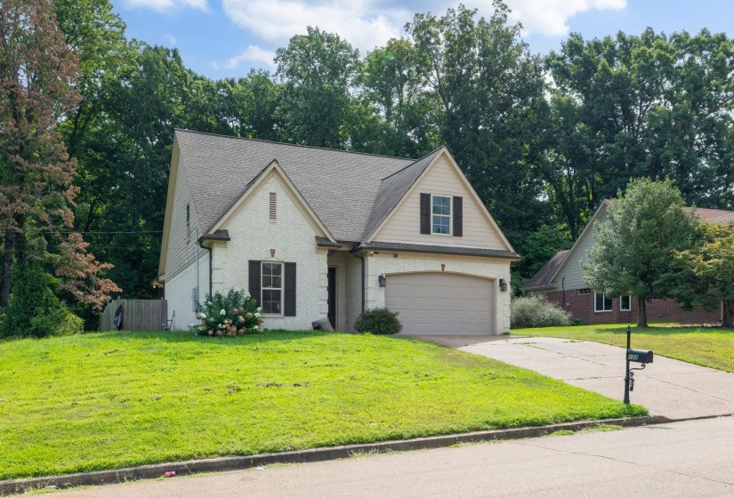 102 ABERDEEN DR, Munford, Tennessee 38058, 4 Bedroom Bedrooms, 4 Room Rooms,3 BathroomBathrooms,Residential,For Sale,ABERDEEN,0,10228755
