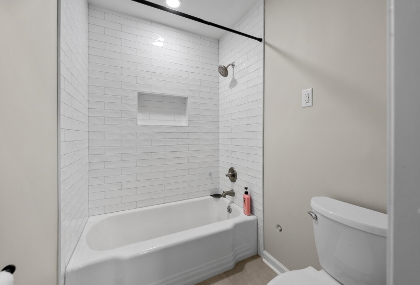 311 AVON RD, Memphis, Tennessee 38117, 3 Bedroom Bedrooms, 7 Room Rooms,2 BathroomBathrooms,Residential,For Sale,AVON,0,10228757