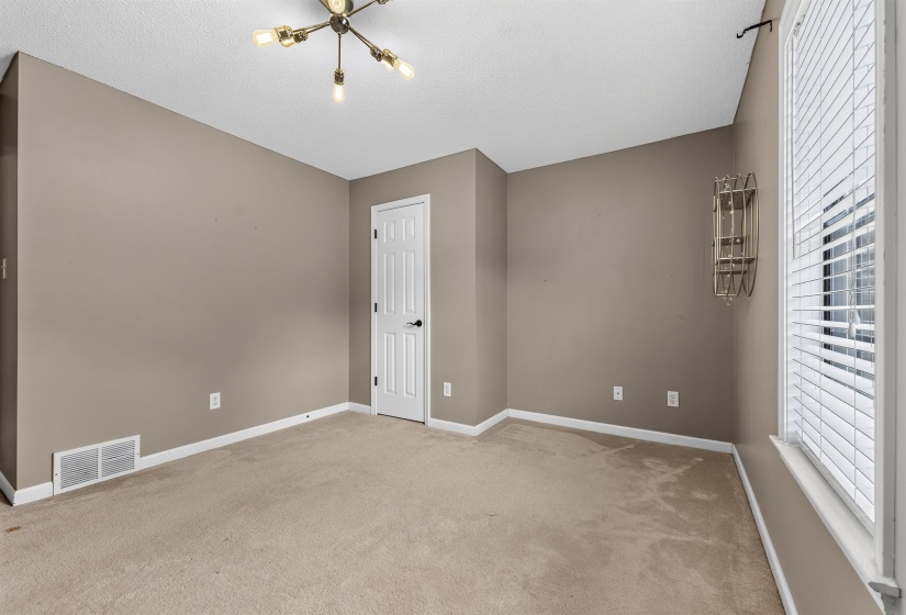 7979 JILLS CREEK DR, Bartlett, Tennessee 38133, 4 Bedroom Bedrooms, 5 Room Rooms,3 BathroomBathrooms,Residential,For Sale,JILLS CREEK,0,10228760