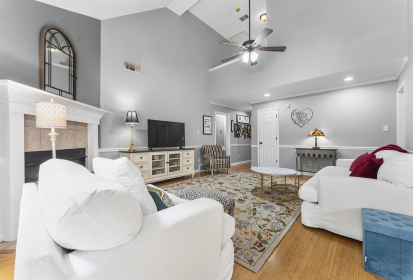 7979 JILLS CREEK DR, Bartlett, Tennessee 38133, 4 Bedroom Bedrooms, 5 Room Rooms,3 BathroomBathrooms,Residential,For Sale,JILLS CREEK,0,10228760