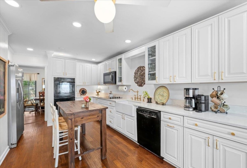 6946 AMBERLY RD, Memphis, Tennessee 38119, 3 Bedroom Bedrooms, 7 Room Rooms,2.1 BathroomBathrooms,Residential,For Sale,AMBERLY,0,10228761