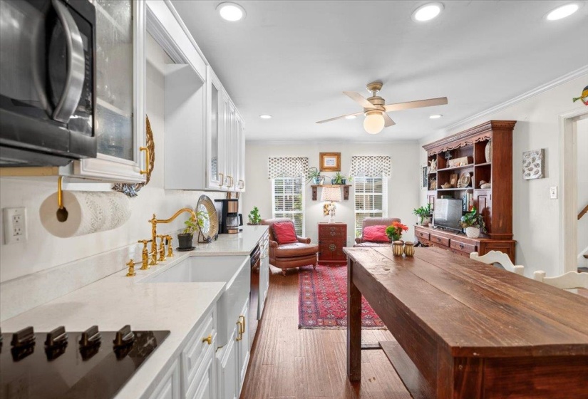 6946 AMBERLY RD, Memphis, Tennessee 38119, 3 Bedroom Bedrooms, 7 Room Rooms,2.1 BathroomBathrooms,Residential,For Sale,AMBERLY,0,10228761