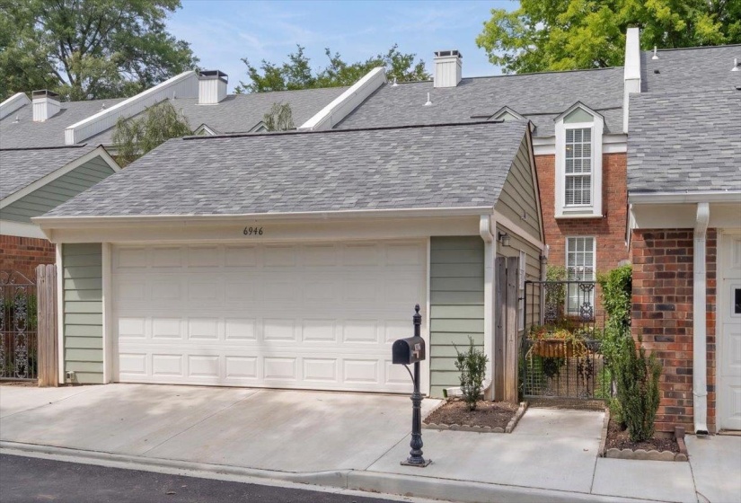 6946 AMBERLY RD, Memphis, Tennessee 38119, 3 Bedroom Bedrooms, 7 Room Rooms,2.1 BathroomBathrooms,Residential,For Sale,AMBERLY,0,10228761
