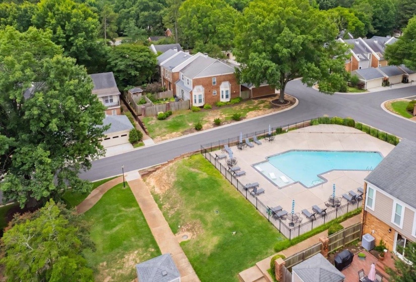 6946 AMBERLY RD, Memphis, Tennessee 38119, 3 Bedroom Bedrooms, 7 Room Rooms,2.1 BathroomBathrooms,Residential,For Sale,AMBERLY,0,10228761