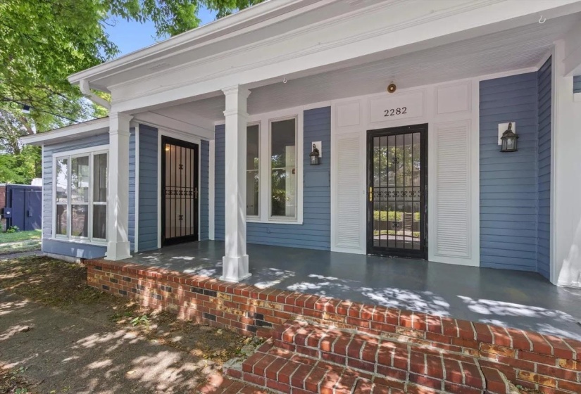 2282 CENTRAL AVE, Memphis, Tennessee 38104, 2 Bedroom Bedrooms, 13 Room Rooms,1.1 BathroomBathrooms,Residential,For Sale,CENTRAL,0,10228762