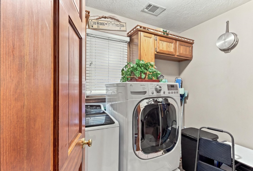 8784 RIVERWOOD FARMS PKY, Memphis, Tennessee 38016, 4 Bedroom Bedrooms, 10 Room Rooms,2.1 BathroomBathrooms,Residential,For Sale,RIVERWOOD FARMS,0,10228767
