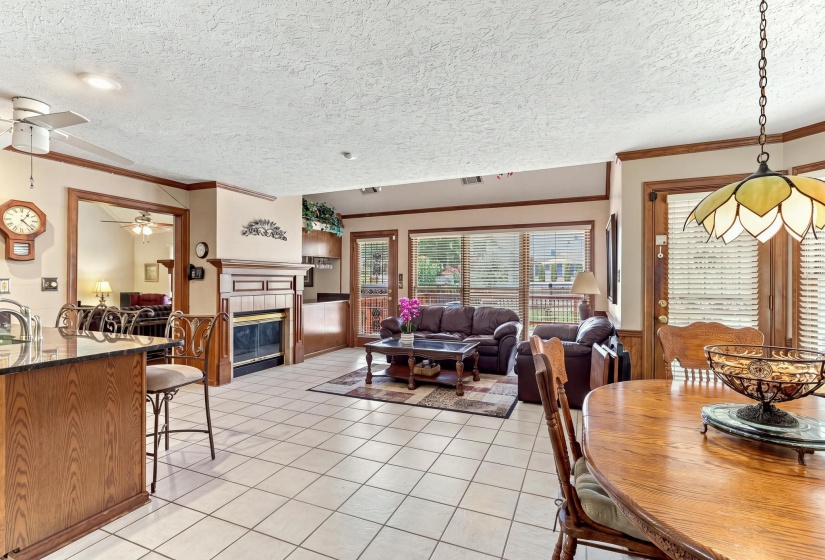 8784 RIVERWOOD FARMS PKY, Memphis, Tennessee 38016, 4 Bedroom Bedrooms, 10 Room Rooms,2.1 BathroomBathrooms,Residential,For Sale,RIVERWOOD FARMS,0,10228767