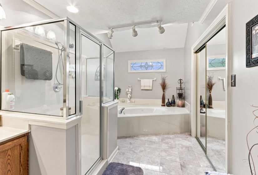 8784 RIVERWOOD FARMS PKY, Memphis, Tennessee 38016, 4 Bedroom Bedrooms, 10 Room Rooms,2.1 BathroomBathrooms,Residential,For Sale,RIVERWOOD FARMS,0,10228767