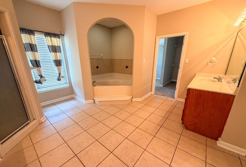 505 FERNLEIGH CV, Collierville, Tennessee 38017, 5 Bedroom Bedrooms, 10 Room Rooms,2.1 BathroomBathrooms,Residential,For Sale,FERNLEIGH,0,10228768