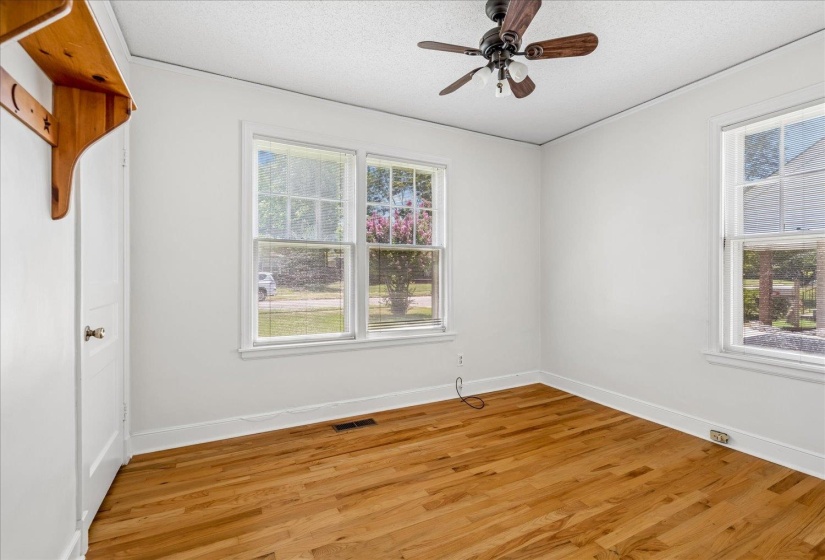 3640 SHIRLWOOD AVE, Memphis, Tennessee 38122, 3 Bedroom Bedrooms, 6 Room Rooms,2 BathroomBathrooms,Residential,For Sale,SHIRLWOOD,0,10228770