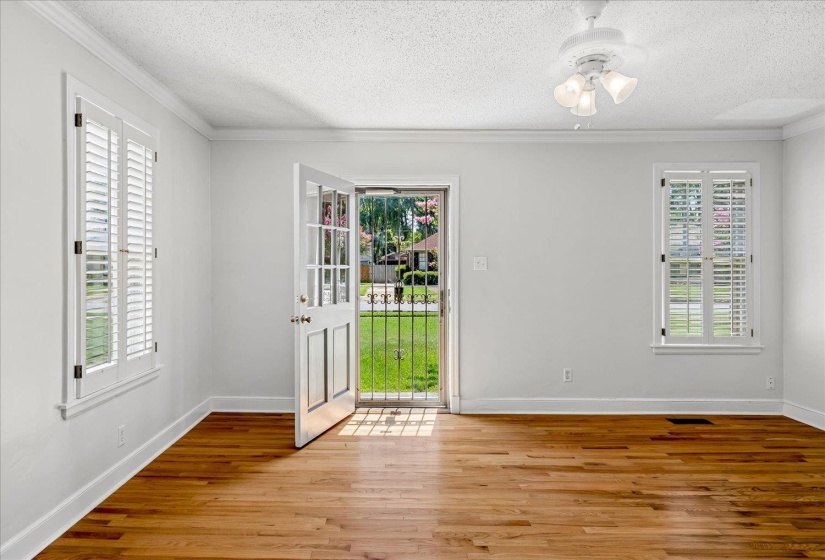 3640 SHIRLWOOD AVE, Memphis, Tennessee 38122, 3 Bedroom Bedrooms, 6 Room Rooms,2 BathroomBathrooms,Residential,For Sale,SHIRLWOOD,0,10228770