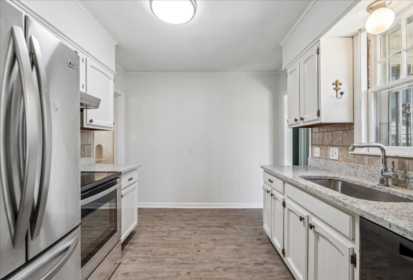 3640 SHIRLWOOD AVE, Memphis, Tennessee 38122, 3 Bedroom Bedrooms, 6 Room Rooms,2 BathroomBathrooms,Residential,For Sale,SHIRLWOOD,0,10228770