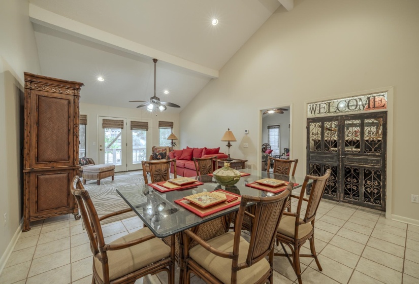 76 RED OAK PT, Savannah, Tennessee 38326, 3 Bedroom Bedrooms, 8 Room Rooms,2.2 BathroomBathrooms,Residential,For Sale,RED OAK,0,10228772