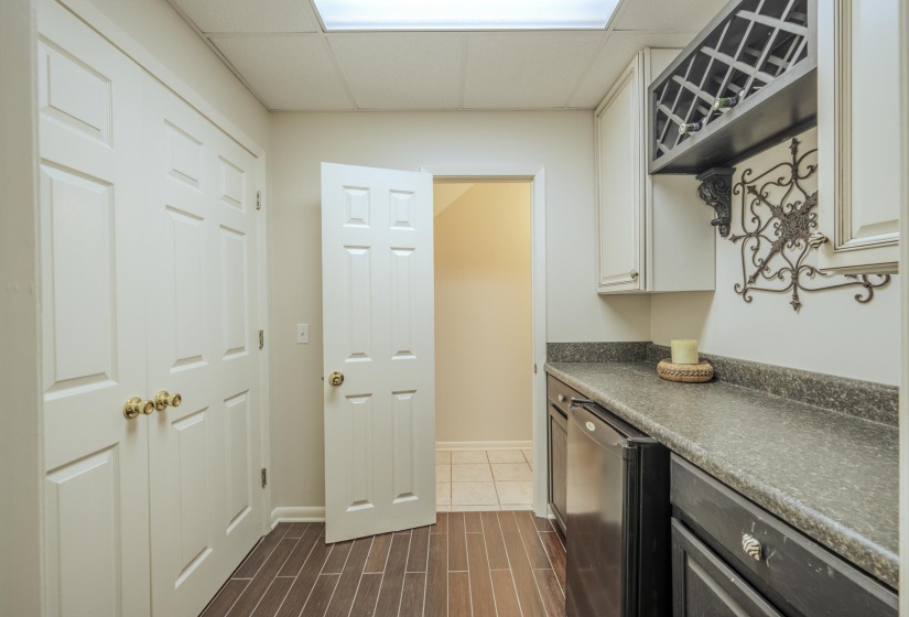 76 RED OAK PT, Savannah, Tennessee 38326, 3 Bedroom Bedrooms, 8 Room Rooms,2.2 BathroomBathrooms,Residential,For Sale,RED OAK,0,10228772