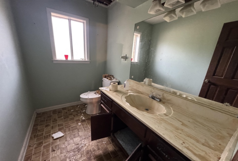3778 BIRCHVALE DR, Memphis, Tennessee 38125, 4 Bedroom Bedrooms, 8 Room Rooms,2.1 BathroomBathrooms,Residential,For Sale,BIRCHVALE,0,10228774