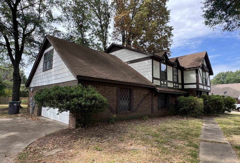 3778 BIRCHVALE DR, Memphis, Tennessee 38125, 4 Bedroom Bedrooms, 8 Room Rooms,2.1 BathroomBathrooms,Residential,For Sale,BIRCHVALE,0,10228774
