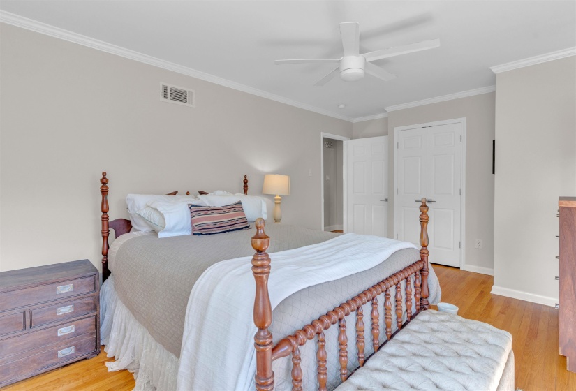 4988 FAIRFIELD CIR, Memphis, Tennessee 38117, 3 Bedroom Bedrooms, 6 Room Rooms,3 BathroomBathrooms,Residential,For Sale,FAIRFIELD,0,10228775