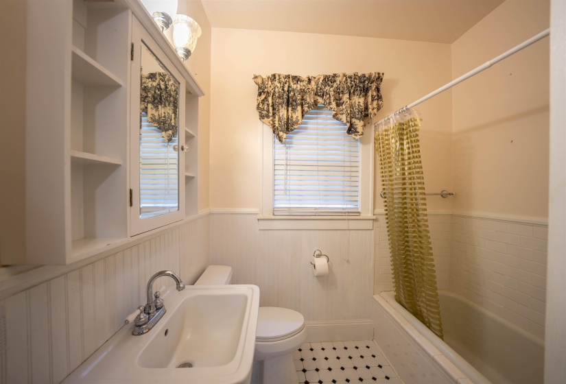 13185 MAIN ST, Somerville, Tennessee 38068, 3 Bedroom Bedrooms, 7 Room Rooms,2 BathroomBathrooms,Residential,For Sale,MAIN,0,10228779