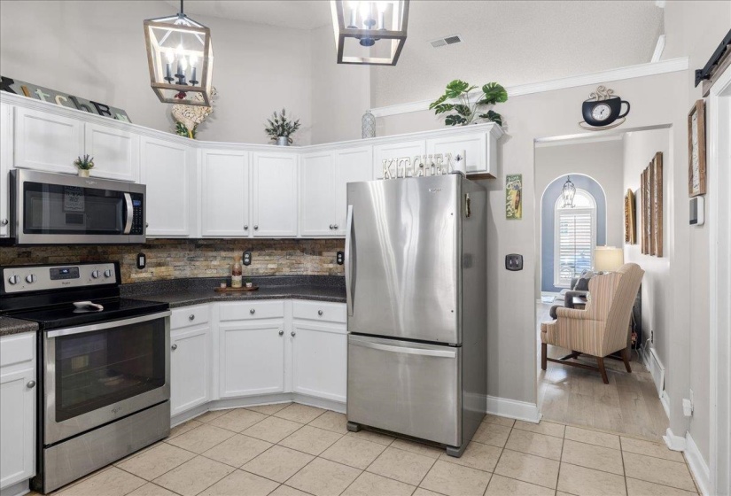 9123 BERRY GARDEN CIR, Memphis, Tennessee 38016, 3 Bedroom Bedrooms, 5 Room Rooms,2 BathroomBathrooms,Residential,For Sale,BERRY GARDEN,0,10228780