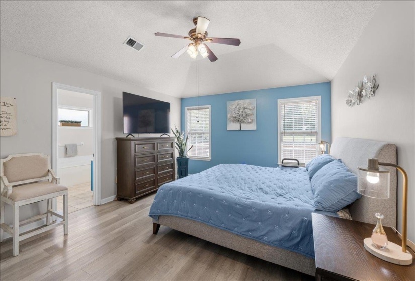 9123 BERRY GARDEN CIR, Memphis, Tennessee 38016, 3 Bedroom Bedrooms, 5 Room Rooms,2 BathroomBathrooms,Residential,For Sale,BERRY GARDEN,0,10228780