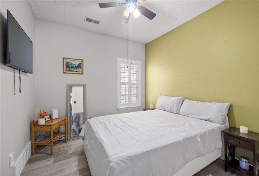 9123 BERRY GARDEN CIR, Memphis, Tennessee 38016, 3 Bedroom Bedrooms, 5 Room Rooms,2 BathroomBathrooms,Residential,For Sale,BERRY GARDEN,0,10228780