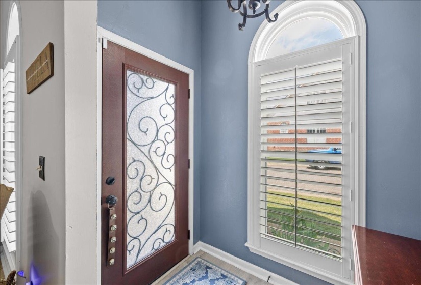 9123 BERRY GARDEN CIR, Memphis, Tennessee 38016, 3 Bedroom Bedrooms, 5 Room Rooms,2 BathroomBathrooms,Residential,For Sale,BERRY GARDEN,0,10228780