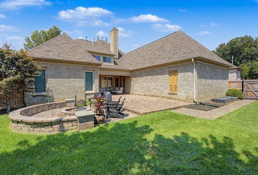 2428 BLACK WATER TRL, Memphis, Tennessee 38119, 4 Bedroom Bedrooms, 9 Room Rooms,4 BathroomBathrooms,Residential,For Sale,BLACK WATER,0,10228781