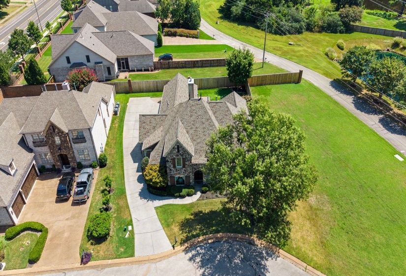 2428 BLACK WATER TRL, Memphis, Tennessee 38119, 4 Bedroom Bedrooms, 9 Room Rooms,4 BathroomBathrooms,Residential,For Sale,BLACK WATER,0,10228781