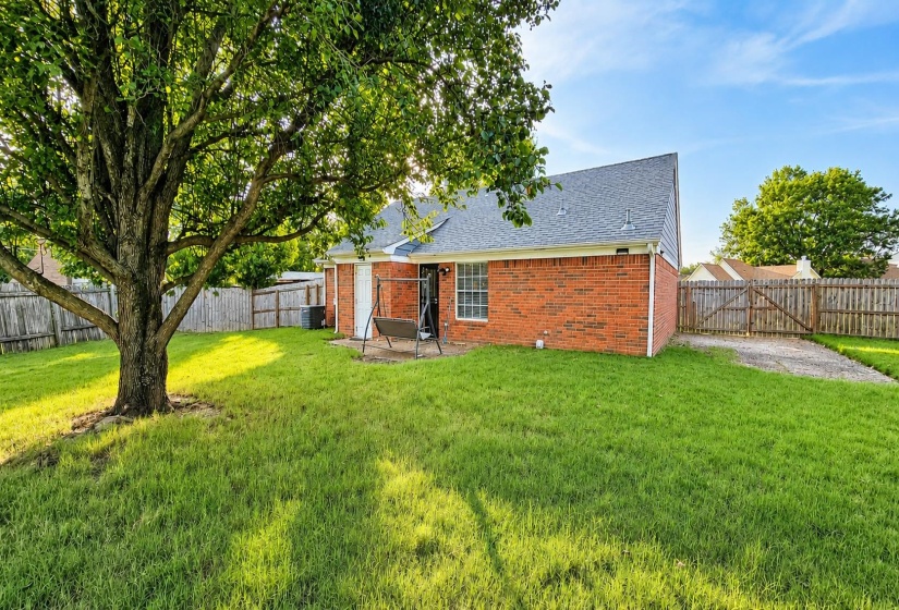6619 CRESTED OAK CV, Memphis, Tennessee 38141, 3 Bedroom Bedrooms, 5 Room Rooms,2 BathroomBathrooms,Residential,For Sale,CRESTED OAK,0,10228782