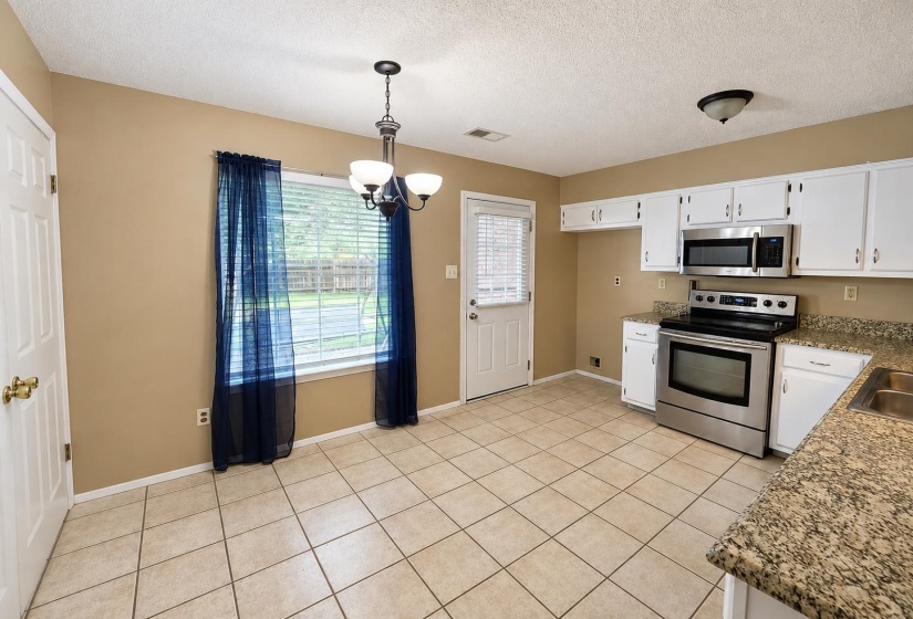 6619 CRESTED OAK CV, Memphis, Tennessee 38141, 3 Bedroom Bedrooms, 5 Room Rooms,2 BathroomBathrooms,Residential,For Sale,CRESTED OAK,0,10228782